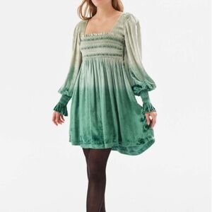 Urban Outfitters Isobel Green Gradient Long Sleeve Dress